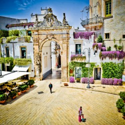 Weekend a Martina Franca/Tutta nostra la città tra fiori, musica e bellezza