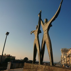 LÂ´ANTICA CITTÀ MARINARA DI TARANTO E LÂ´AMMIRAGLIO DÂ´ARMATA ANGELO IACHINO